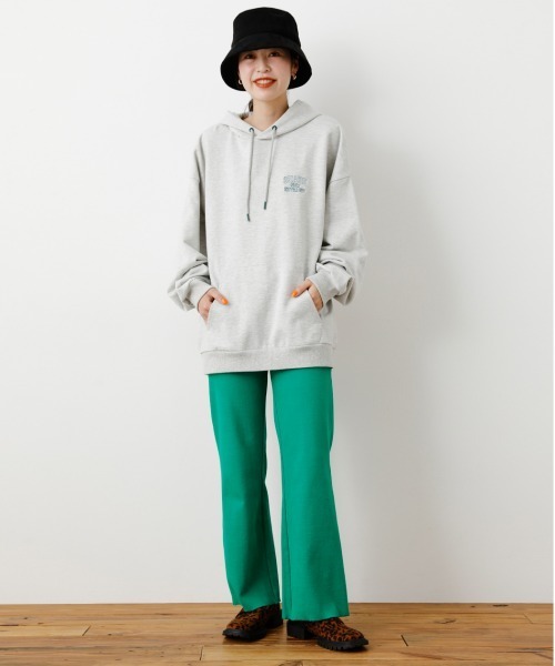 RODEO CROWNS WIDE BOWL（ロデオクラウンズワイドボウル）の「SHARE BIG パーカー（パーカー・レディース・ダークグリーン/マジェンタ/ブラック/グレー×ホワイト・FREE）」の18枚目の写真