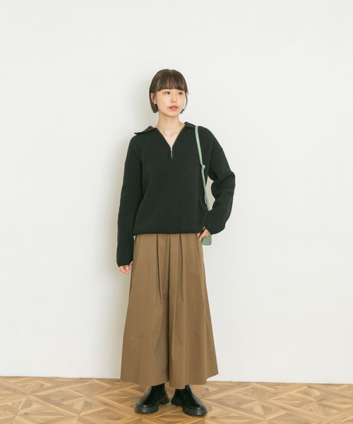 UR Lab.(アーバンリサーチラボ)の「ハーフジップ片畦ニット(ニット/セーター・レディース・グレー/アイボリー/ブラック/ブルー・FREE)」の5枚目の写真