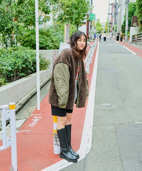 Auntie Rosa Holiday（アンティローザホリデー）の「ボア切替ブルゾン（ブルゾン・レディース・ブラウン/ブラック・FREE）」の16枚目の写真