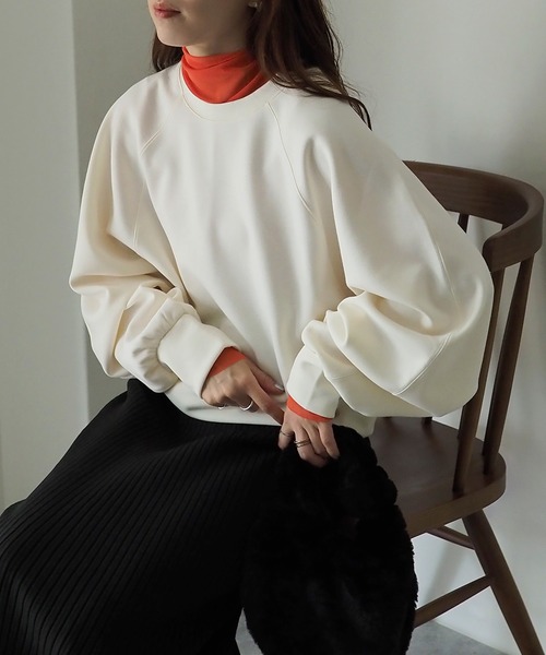 Riberry（リベリー）の「ダンボールショートラグランプルオーバー（スウェット・レディース・ブラック/アイボリー・FREE）」の14枚目の写真