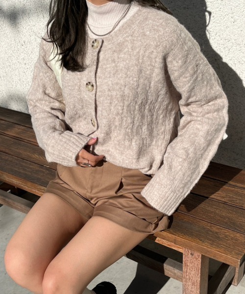 nemne store（ネンネストア）の「【低身長用サイズあり】前後2wayケーブルニットカーディガン（ニット/セーター・レディース・ピンク/アイボリー/ブルー・SMALL/MEDIUM）」の4枚目の写真