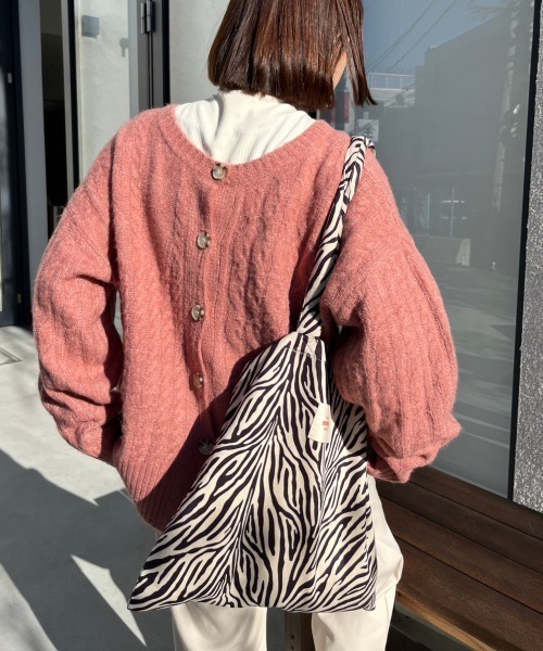 nemne store（ネンネストア）の「【低身長用サイズあり】前後2wayケーブルニットカーディガン（ニット/セーター・レディース・ピンク/アイボリー/ブルー・SMALL/MEDIUM）」の19枚目の写真
