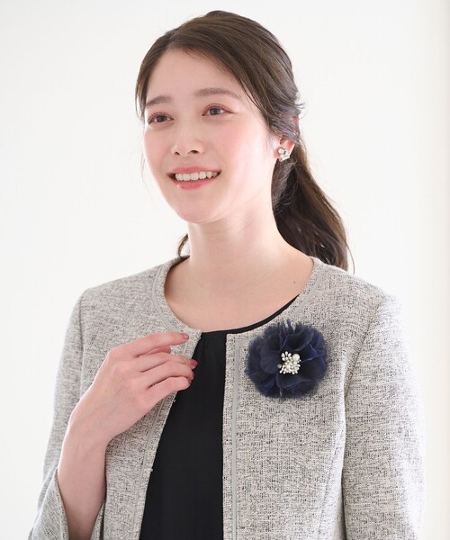 ANY SIS（エニィスィス）の「【美人百花7月号掲載】ドロップストーン イヤリング（イヤリング・レディース・シルバー系/ゴールド系・2）」の4枚目の写真