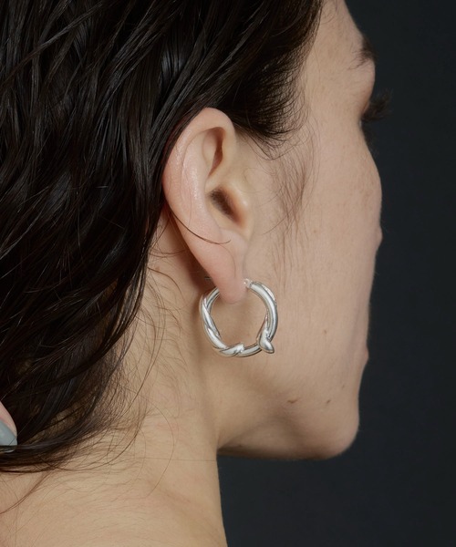 金属アレルギー対応】ivy hoop pierce （デザインフープピアス
