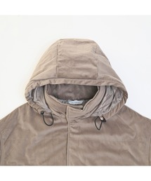 VICTIM ベロアダウンジャケット サイズM ベージュ VICTIM ベロアダウンジャケット サイズM ベージュ アンドミー andme