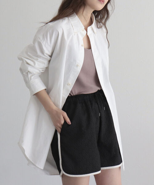 fredy emue（フレディエミュ）の「ツイルオーバーシャツ（シャツ/ブラウス・レディース・ネイビー/オフホワイト/カーキ/ライトパープル・38）」の18枚目の写真