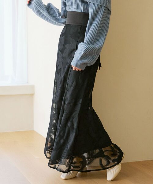 MAJESTIC LEGON（マジェスティックレゴン）の「モチーフチュールマーメイドスカート（スカート・レディース・ホワイト系その他2/ブラック系その他/ピンク系その他2・MEDIUM）」の14枚目の写真