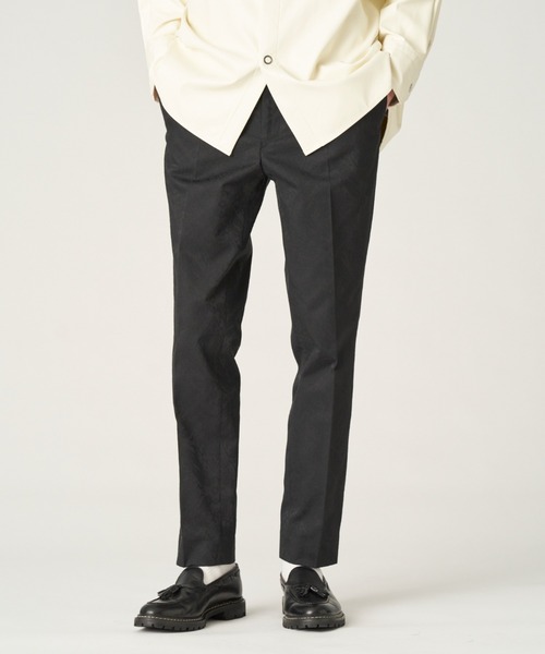 Education from Youngmachines（エデュケーションフロムヤングマシーン）の「【Education from Youngmachines】オーナメントジャガード スラックス（スラックス・メンズ・ブラック/イエロー系その他・S/M/L）」の2枚目の写真