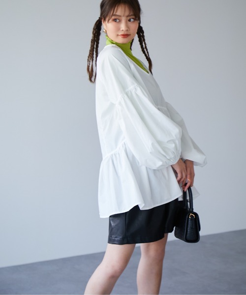 ECRIRE（エクリール）の「【nanaコラボ】ボリュームブラウス（シャツ/ブラウス・レディース・オフホワイト/ブラック/グリーン・M/L）」の10枚目の写真