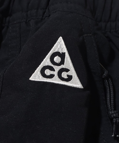 NIKE ACG（ナイキエィシージー）の「NIKE ACG  Snowgras  / ナイキ エーシージー カーゴ ショートパンツ 【SP】（カーゴパンツ・メンズ・ブラック・M/L/XL/XXL/S）」の2枚目の写真