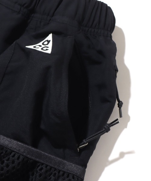 NIKE ACG（ナイキエィシージー）の「NIKE ACG  Snowgras  / ナイキ エーシージー カーゴ ショートパンツ 【SP】（カーゴパンツ・メンズ・ブラック・M/L/XL/XXL/S）」の4枚目の写真