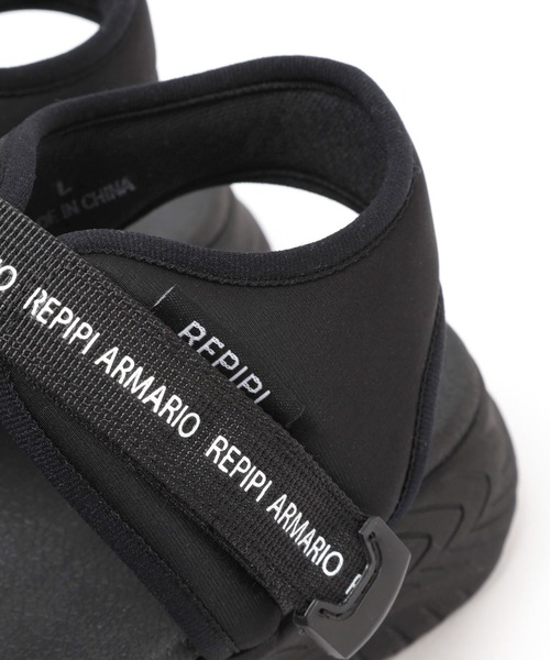repipi armario（レピピ アルマリオ）の「ライトソールスポサン（サンダル・キッズ・ブラック系その他/ブルー/ブラック・SMALL/MEDIUM/LARGE）」の11枚目の写真