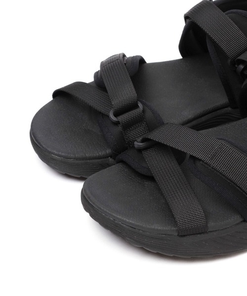 repipi armario（レピピ アルマリオ）の「ライトソールスポサン（サンダル・キッズ・ブラック系その他/ブルー/ブラック・SMALL/MEDIUM/LARGE）」の21枚目の写真