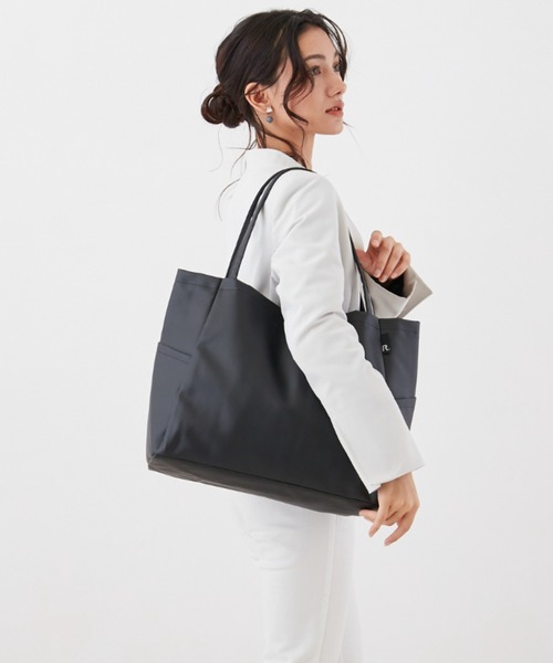 ROOTOTE（ルートート）の「ルートート/PC/A4対応 LT.ミディアムマルシェ.レザレットｰA（ビジネスバッグ・レディース・ブラック/ブルー/シルバー/ホワイト系その他/ピンクゴールド/セージグリーン・FREE）」の3枚目の写真