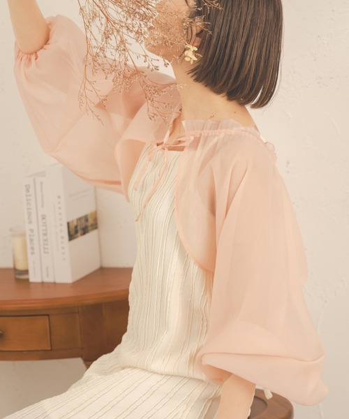 Ambre Neige（アンブルネージュ）の「２WAYシアーボリュームボレロ／【WEB/EC限定商品】（シャツ/ブラウス・レディース・ブラック/アイボリー/ピンク・FREE）」の3枚目の写真