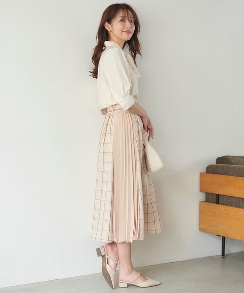 Feroux(フェルゥ)の「【洗える】プリーツコンビチェック スカート(スカート・レディース・ブラック系3/ベージュ系3・2/1)」の5枚目の写真