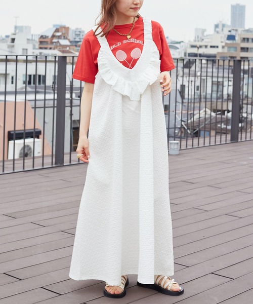 w closet（ダブルクローゼット）の「ふくれジャガードフリルワンピース（ジャンパースカート・レディース・ベージュ/ホワイト/ブラック・FREE）」の8枚目の写真