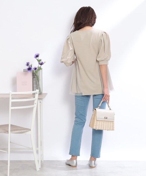 couture brooch(クチュールブローチ)の「◆【オンオフ兼用!通勤にもおすすめ。】カットソー&チュール切替チュニック(チュニック・レディース・ライトグレー/ブラック・42/38)」の9枚目の写真