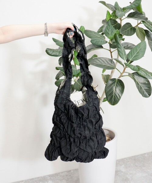 Casselini（キャセリーニ）の「【CASSELINI/キャセリーニ】シャーリングトートバッグ（トートバッグ・レディース・ブラック/ライトパープル・FREE）」の5枚目の写真