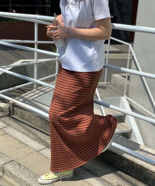 mi via loca（ミヴィアロカ）の「セルフカットリブフレアスカート（スカート・レディース・ピンク/ブルー/ホワイト×ブラック/ブラック/ブラウン系・FREE）」の20枚目の写真