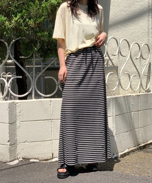 mi via loca（ミヴィアロカ）の「セルフカットリブフレアスカート（スカート・レディース・ピンク/ブルー/ホワイト×ブラック/ブラック/ブラウン系・FREE）」の7枚目の写真