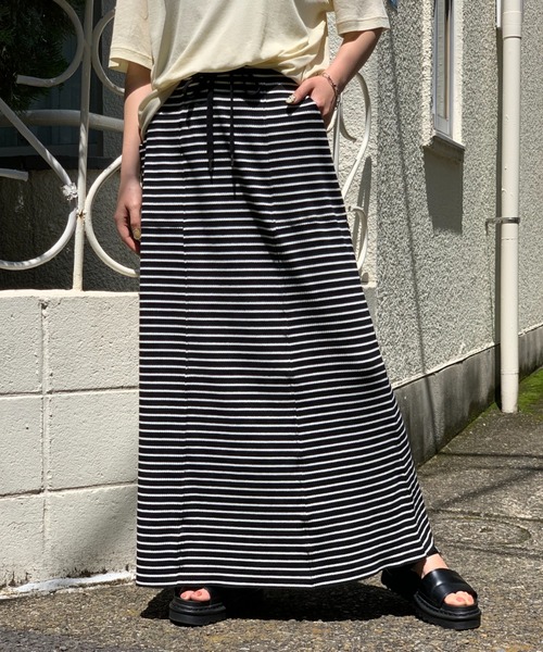 mi via loca（ミヴィアロカ）の「セルフカットリブフレアスカート（スカート・レディース・ピンク/ブルー/ホワイト×ブラック/ブラック/ブラウン系・FREE）」の9枚目の写真