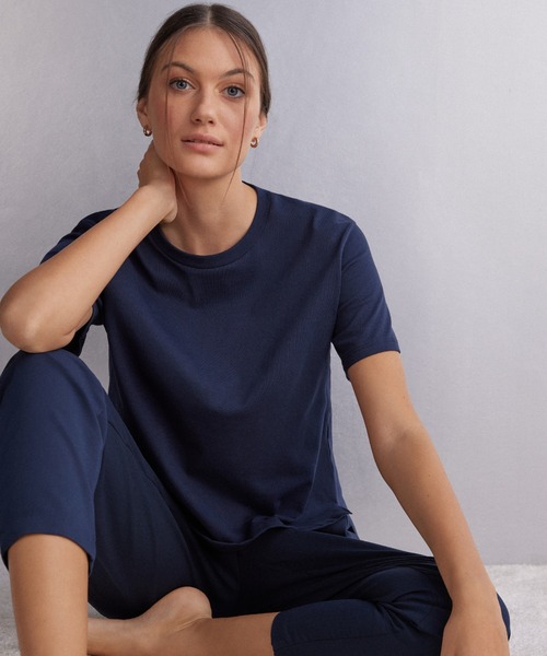 Intimissimi(インティミッシミ)の「コットン ショートスリーブ トップ(Tシャツ/カットソー・レディース・ホワイト/ブラック/ブルー/ライトパープル/ミント/ピンク/スカイブルー/カーキ/アイボリー/モカ・M/L/S)」の8枚目の写真