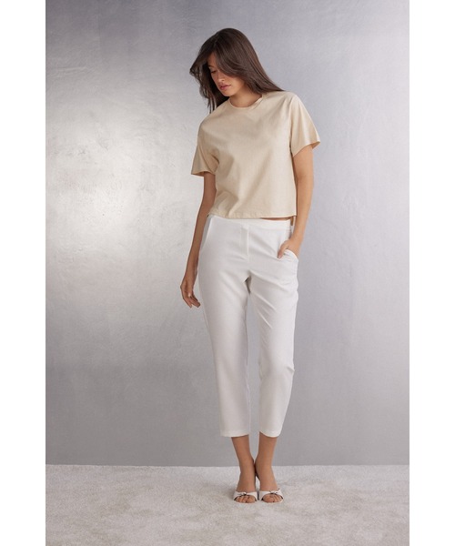 Intimissimi(インティミッシミ)の「コットン ショートスリーブ トップ(Tシャツ/カットソー・レディース・ホワイト/ブラック/ブルー/ライトパープル/ミント/ピンク/スカイブルー/カーキ/アイボリー/モカ・M/L/S)」の3枚目の写真