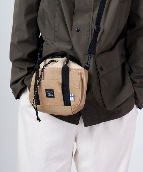 KAKSI（カクシ）の「KAKSI　2WAYミニトートBAG（トートバッグ・メンズ・ベージュ/カーキ/ライム/ワイン/ネイビー/ブラック・FREE）」の2枚目の写真