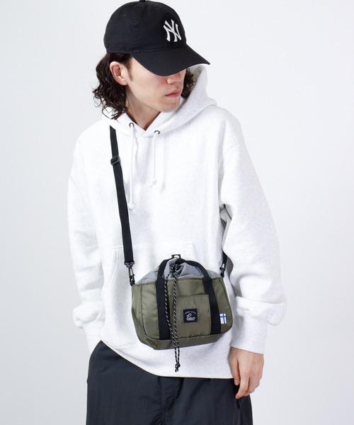 KAKSI（カクシ）の「KAKSI　2WAYミニトートBAG（トートバッグ・メンズ・ベージュ/カーキ/ライム/ワイン/ネイビー/ブラック・FREE）」の3枚目の写真