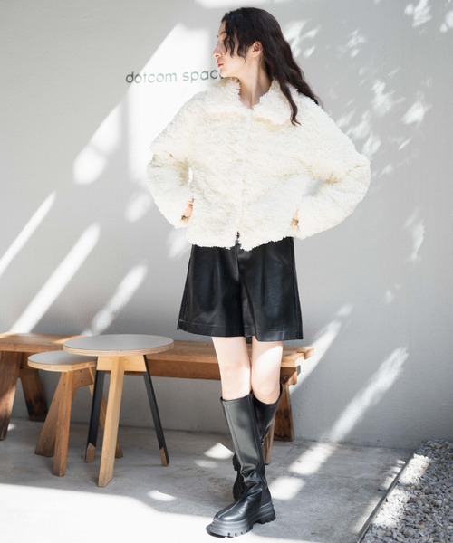 WEGO(ウィゴー)の「WEGO/ボアファーブルゾン(ブルゾン・レディース・オフホワイト/ブラック/サックスブルー・FREE)」の16枚目の写真