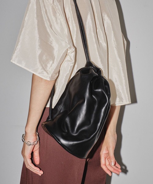 TODAYFUL(トゥデイフル)の「【TODAYFUL/トゥデイフル】エコレザーバックパック(バックパック/リュック・レディース・ブラック・FREE)」の3枚目の写真