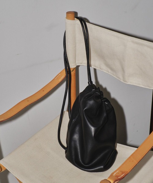 TODAYFUL(トゥデイフル)の「【TODAYFUL/トゥデイフル】エコレザーバックパック(バックパック/リュック・レディース・ブラック・FREE)」の2枚目の写真