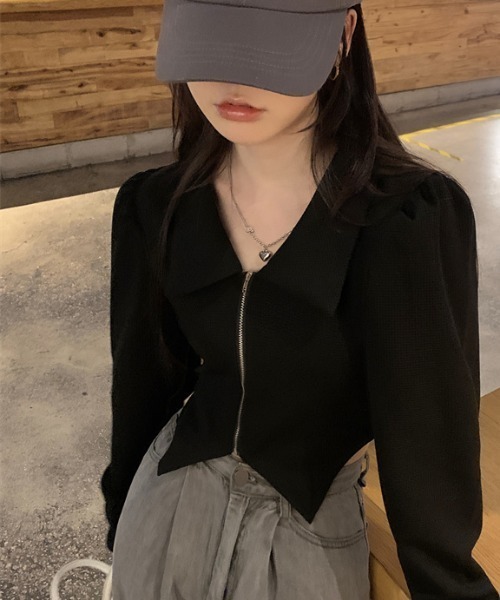 Vipoa(ヴィポア)の「ジップ襟付きショートトップス(Tシャツ/カットソー・レディース・ブラック/ホワイト・FREE)」の16枚目の写真