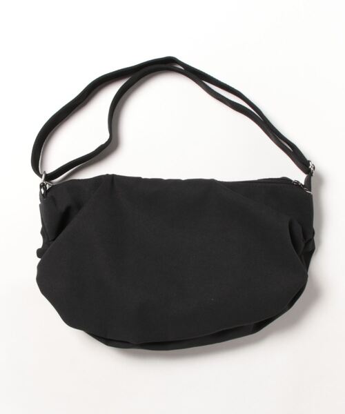 florist（フローリスト）の「【丸ミニポーチ付】メンズレディース兼用クロワッサンショルダーバッグ/ハーフムーンバッグ（メッセンジャーバッグ・レディース・オフホワイト/ブラック/ベージュ・FREE）」の14枚目の写真