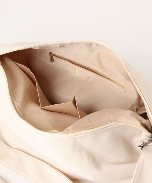 florist（フローリスト）の「【丸ミニポーチ付】メンズレディース兼用クロワッサンショルダーバッグ/ハーフムーンバッグ（メッセンジャーバッグ・レディース・オフホワイト/ブラック/ベージュ・FREE）」の22枚目の写真