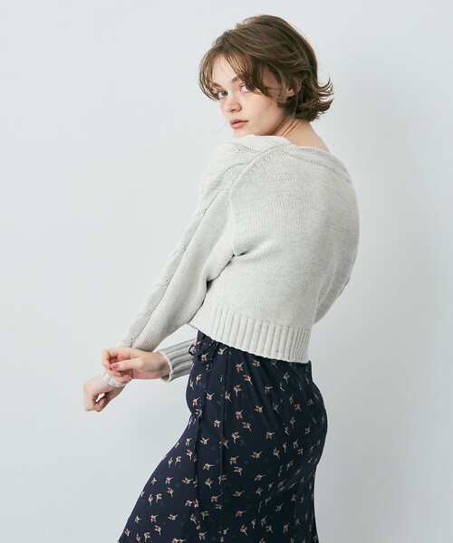 DEICY(デイシー)の「ケーブルデザインショートカーディガン(カーディガン/ボレロ・レディース・ピンク/オフホワイト/ライトグレー・FREE)」の16枚目の写真