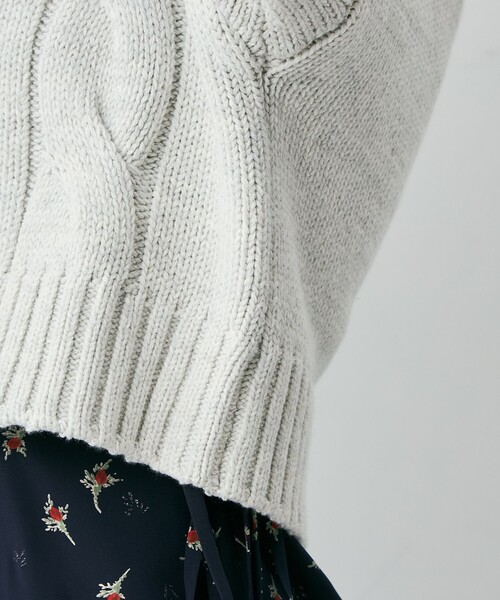 DEICY(デイシー)の「ケーブルデザインショートカーディガン(カーディガン/ボレロ・レディース・ピンク/オフホワイト/ライトグレー・FREE)」の22枚目の写真