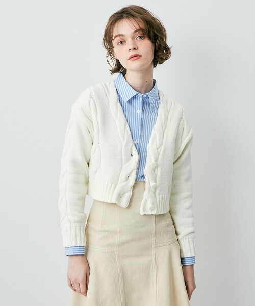 DEICY(デイシー)の「ケーブルデザインショートカーディガン(カーディガン/ボレロ・レディース・ピンク/オフホワイト/ライトグレー・FREE)」の1枚目の写真