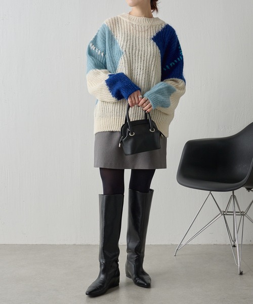 EN'DAY（エンディ）の「ENDAY/配色クルーニット（ニット/セーター・レディース・ブルー・FREE）」の2枚目の写真