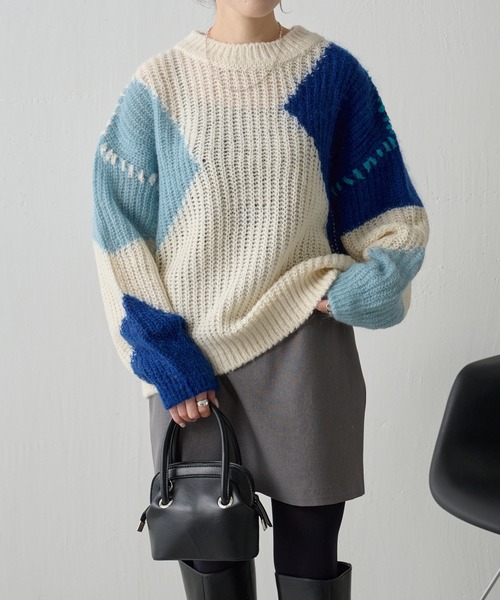 EN'DAY（エンディ）の「ENDAY/配色クルーニット（ニット/セーター・レディース・ブルー・FREE）」の5枚目の写真