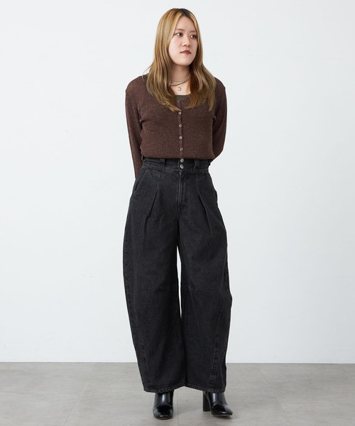 SOMETHING（サムシング）の「atelier SOMETHING/アトリエサムシング TLEB BALLOON DENIM PANTS/ハイウエスト2WAYカーブデニムパンツ（デニムパンツ・レディース・ライトインディゴブルー/インディゴブルー/ブラック系その他・SMALL/MEDIUM/X-SMALL）」の6枚目の写真