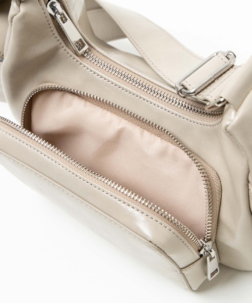 WEGO(ウィゴー)の「WEGO/ポケットデザインショルダー(ショルダーバッグ・レディース・ベージュ/ブラック/ブラック系その他・FREE)」の17枚目の写真