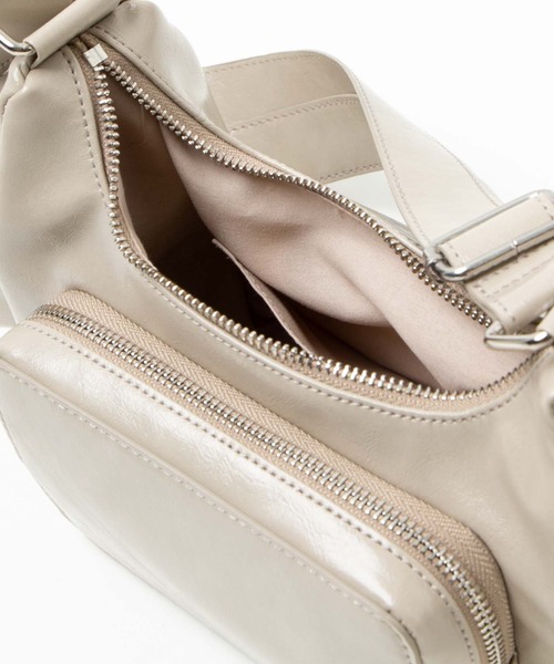 WEGO(ウィゴー)の「WEGO/ポケットデザインショルダー(ショルダーバッグ・レディース・ベージュ/ブラック/ブラック系その他・FREE)」の16枚目の写真