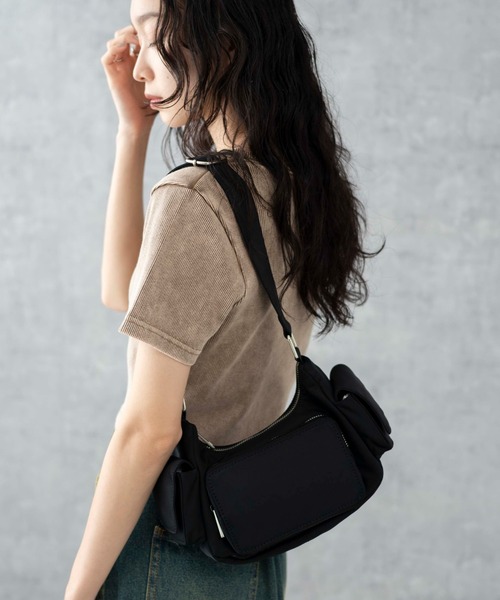 WEGO(ウィゴー)の「WEGO/ポケットデザインショルダー(ショルダーバッグ・レディース・ベージュ/ブラック/ブラック系その他・FREE)」の9枚目の写真