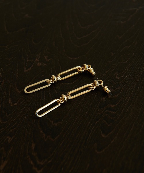 ADAM ET ROPE'（アダムエロペ）の「コネクトチェーンピアス（ピアス（両耳用）・レディース・シルバー/ゴールド・FREE）」の2枚目の写真