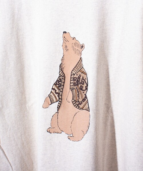 PENDLETON（ペンドルトン）の「【PENDLETON/ペンドルトン】ベアープリントTシャツ 刺繍 ワンポイントロゴ（Tシャツ/カットソー・メンズ・オフホワイト/アッシュグレー/ブラック・M/L）」の4枚目の写真