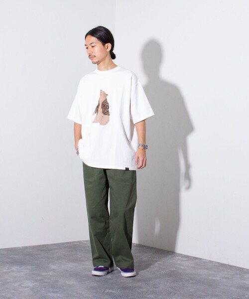 PENDLETON（ペンドルトン）の「【PENDLETON/ペンドルトン】ベアープリントTシャツ 刺繍 ワンポイントロゴ（Tシャツ/カットソー・メンズ・オフホワイト/アッシュグレー/ブラック・M/L）」の7枚目の写真