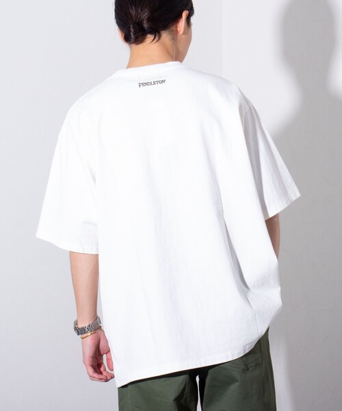 PENDLETON（ペンドルトン）の「【PENDLETON/ペンドルトン】ベアープリントTシャツ 刺繍 ワンポイントロゴ（Tシャツ/カットソー・メンズ・オフホワイト/アッシュグレー/ブラック・M/L）」の12枚目の写真