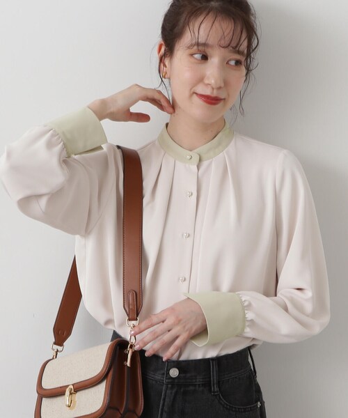 N.(N. Natural Beauty Basic)(エヌエヌナチュラルビューティーベーシック)の「◆パールボタンバイカラーブラウス(シャツ/ブラウス・レディース・ブルー系/ホワイト×ブラック/ブラック系/ホワイト系/ホワイト系その他2・MEDIUM)」の9枚目の写真